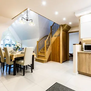 apartamenty-stroma.zakopanehotels.org/